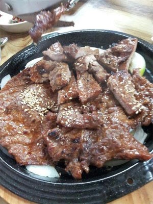 생방송투데이가 찾아간 막창골목, 군침이 절로...
