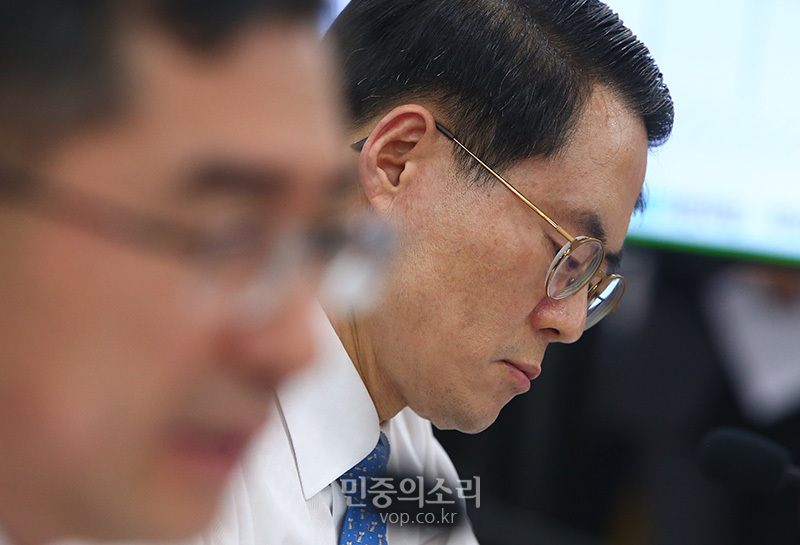 의원들이 답변 거부한 김재수 농림축산식품부 장관[포토]