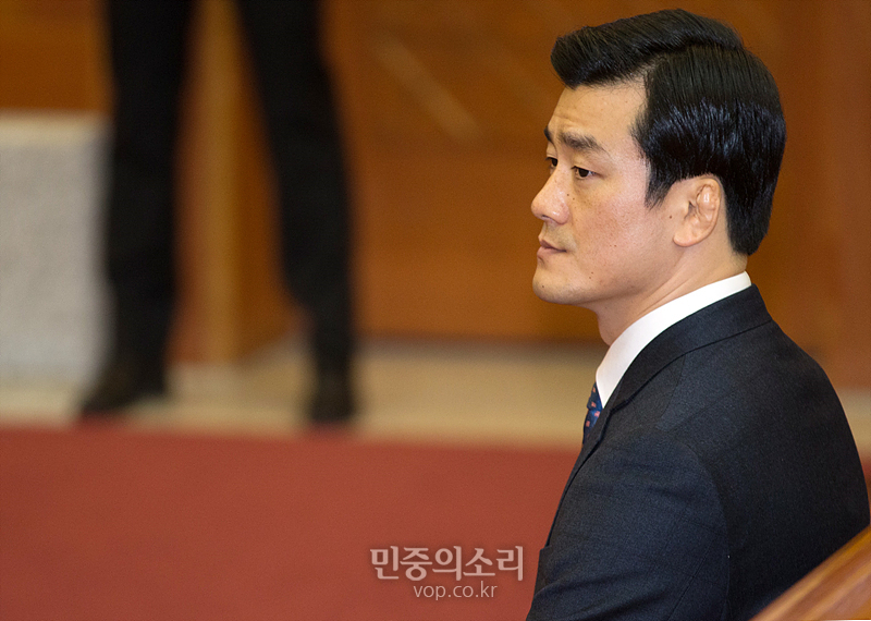 증인석에 앉은 이영선 청와대 행정관[포토]