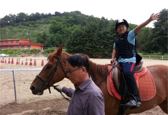 충주달천초, 승마교실 인기