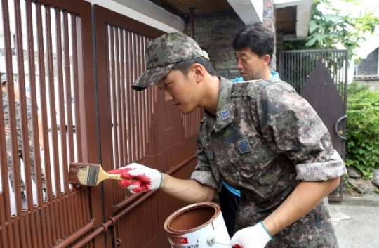 공군 19전비 나래봉사단, 독거노인 자택 개·보수 기술봉사활동