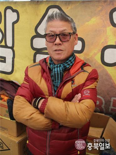 장터 사람들 - 참숯구이 김 황창수·유소진씨