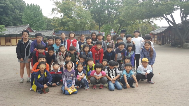 충주노은초, 한국민속촌서 현장체험학습 실시