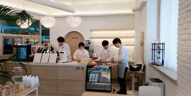 진천군자활사업단, 호두과자 굽는 카페 호시절 개소