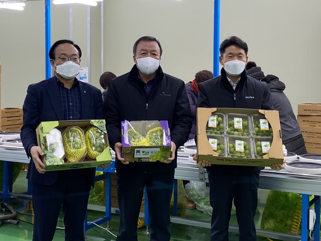 농협 충북경제부본부장, 영동 황간농협산지유통센터 방문