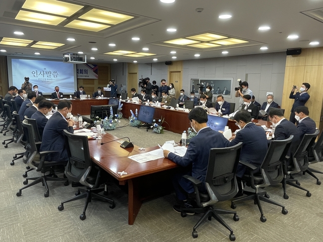 이재영 증평군수, 중부권 동서횡단철도 건설 추진