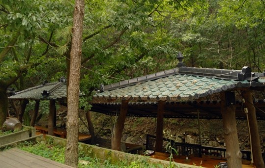 맛과 멋을 갖춘 자연속의 쉼터 ‘자연사랑 가든