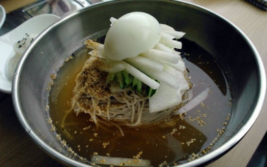 대전 유일 맷돌로 갈아 만든 100%메밀 막국수 맛
