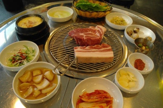 제주도 흑돼지 전문 ‘제주 돈사돈’ 대전 상륙