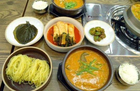 세종시에 직영점 오픈한 모미가 어죽
