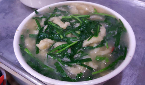 잔치국수·수제비, 동네 맛집으로 유명한 ‘행복한 분식’
