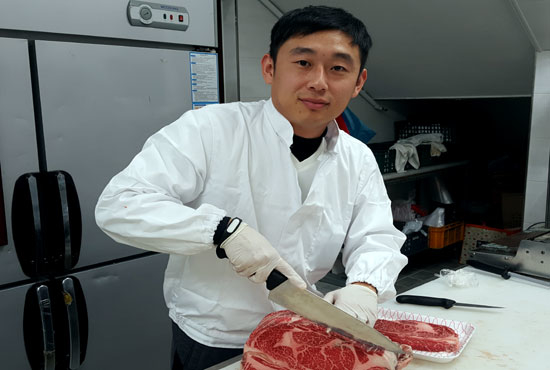 30년 한우농장의 정직한 맛. OK한우 식당