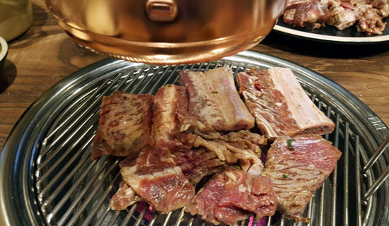 입맛 살려주는 한우 숯불양념갈비의 신세계 이화갈비