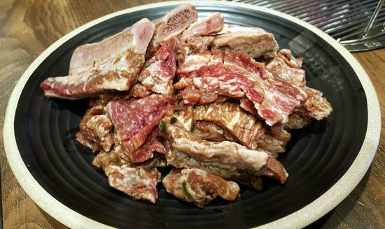 입맛 살려주는 한우 숯불양념갈비의 신세계 이화갈비
