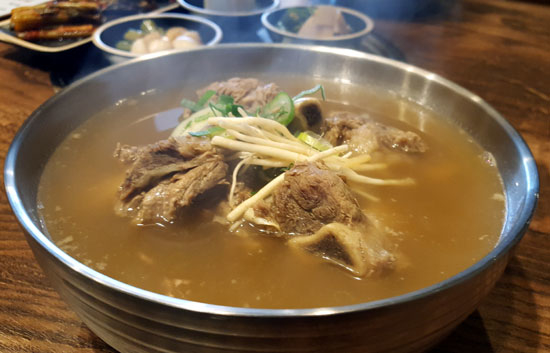 입맛 살려주는 한우 숯불양념갈비의 신세계 이화갈비