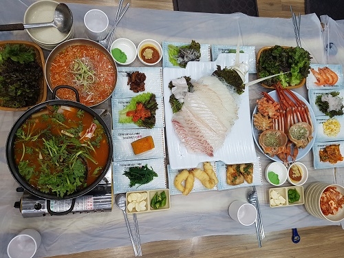 일출횟집, 대포항 대표 맛집으로 ‘눈길’