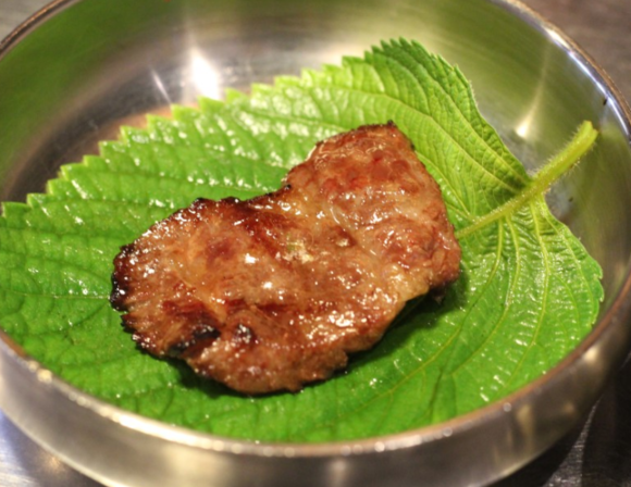 연말연시 소고기로 대동단결! 목동역맛집 7% 한우 부위의 희소성 주목