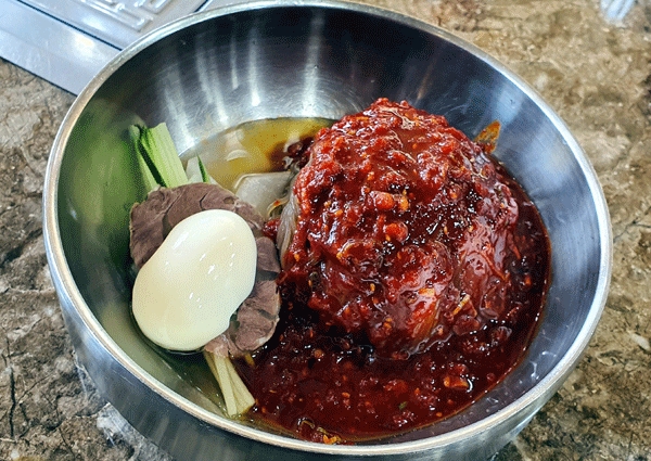 23년 발효음식연구가의 양념돼지갈비 신탄면옥