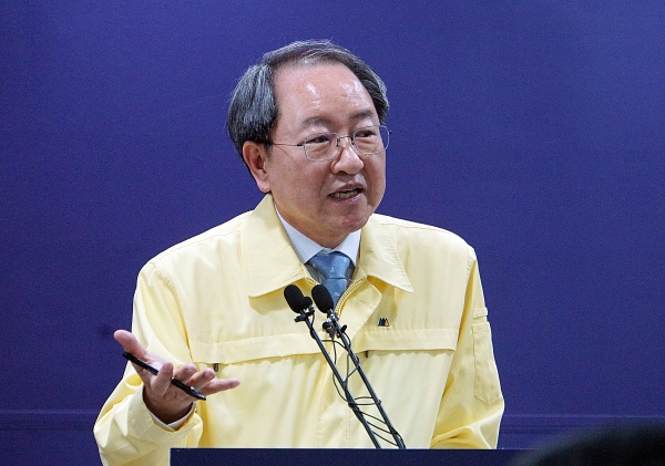 세종 확진자 아파트 식당 등 8군데...60여명 접촉자