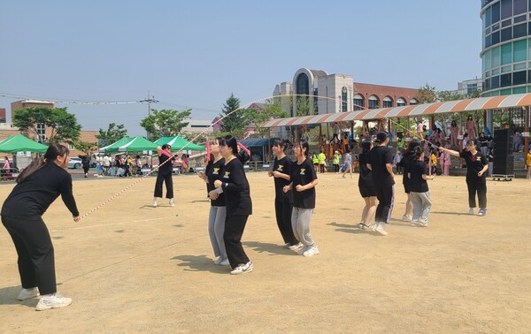 천안여자고등학교, 개교 70주년 기념식·제28회 진향축제 성료