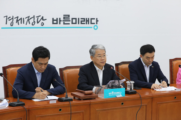 김동철 민주당, 개헌·선거제도 개혁의 가장 큰 장애