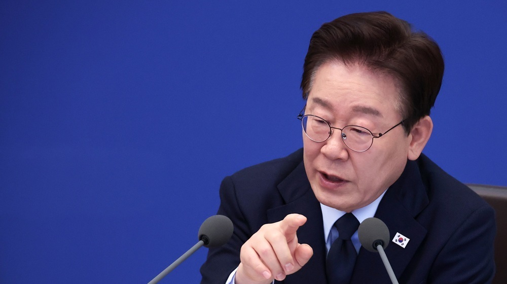 내일 개헌 표결 앞두고…이 대통령 "부분 개헌이 현실적"