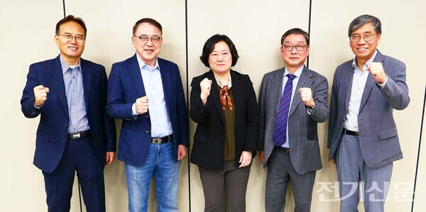 창간 59주년 기획 –전력산업 대 위기 해법은 없나 (1)