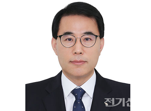 (전력기술진흥대회 – 대통령표창) 최효진 한국전기안전공사 기술이사