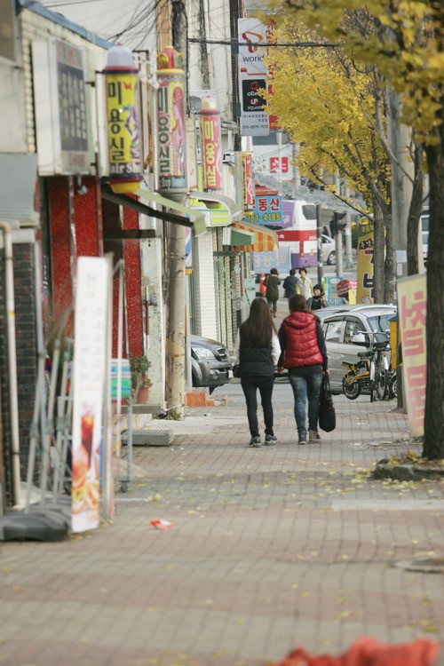 사각사각, 조잘조잘…미용의 거리 아십니까?