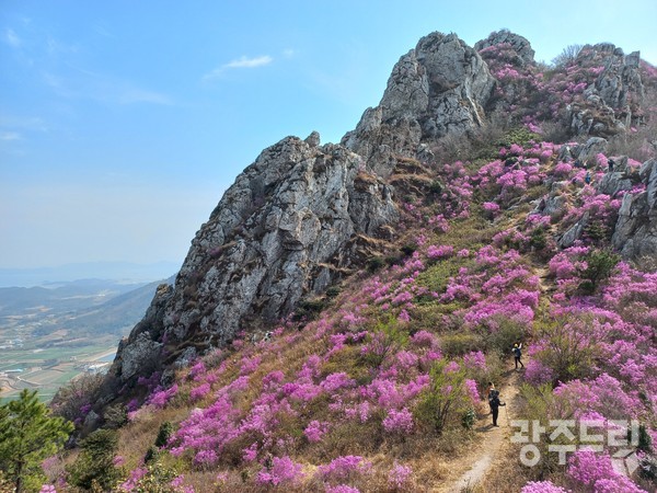 산악 어드벤처 종합세트, 유격 훈련처럼 오르는 산