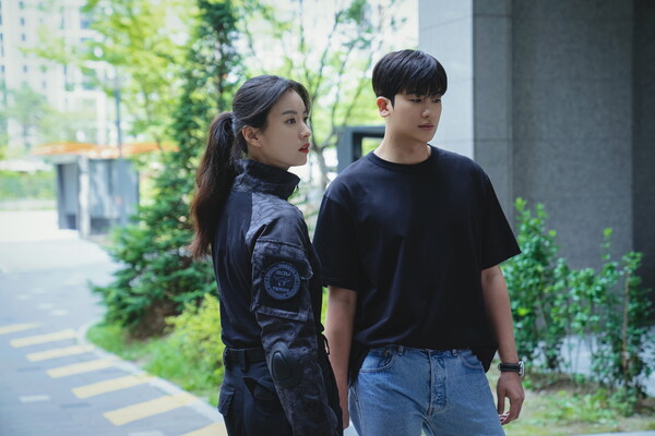 티빙 오리지널 드라마 해피니스 한효주x박형식 심쿵 케미스트리