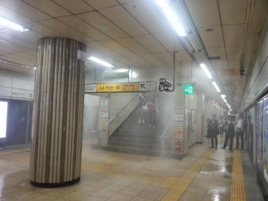 수막설비 밸브 오작동 신림역 승강장 물바다 상황