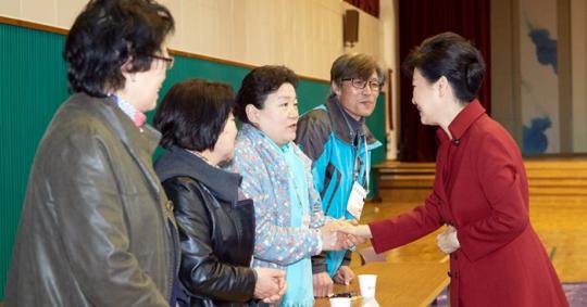 대한민국 삼부요인 투표하는 사진 10장
