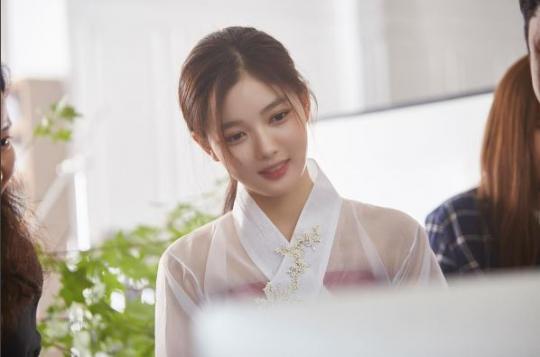 구르미 그린 달빛 한복 입은 김유정 사진 8장