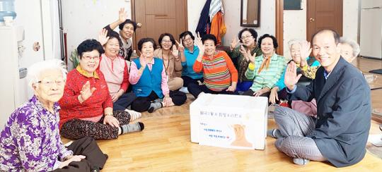 광주시 광산구 월곡1동 함평우리한우, 경로당 어르신에 나눔