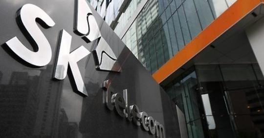 “SK텔레콤, 오너 이슈에 따라 지배구조 개편 추진 기대감 높아질 것”