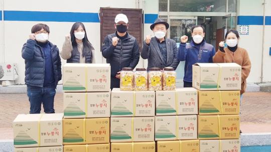 순천시 풍덕동 상가자치회 연말 이웃사랑 나눔