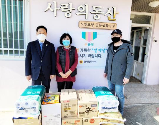 강문성 전남도의원, 설날 맞아 지역 요양시설 방문