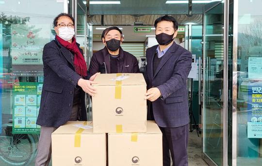 강진군 도암면 만덕리·신전면 사초리 출신 향우 마스크 20,000장 기부