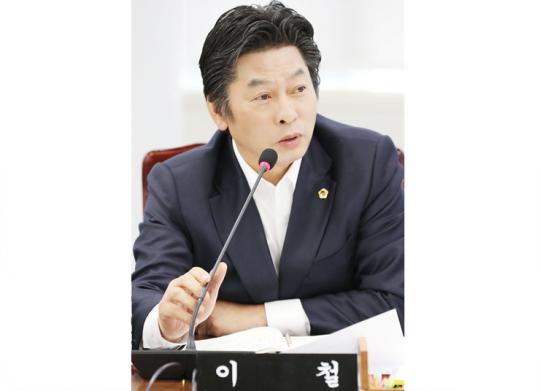 이철 전남도의원“낙후된 섬 학교 기반시설” 과감한 교육예산 투자 절실
