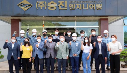 김영록 전남도지사, 일자리 창출 우수기업 살펴
