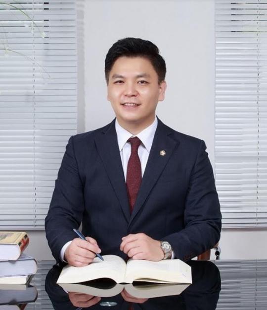 [기고]부정행위 이혼소송, 전문변호사의 조언 받아야...