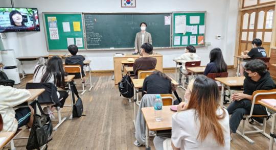 호남대 이효철 교수, 유덕중학교에서 응급구조사 진로특강