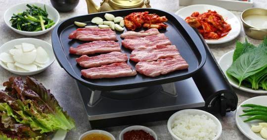 이제 고기로 채소 싸 먹을 판... 삼겹살보다 비싸진 깻잎