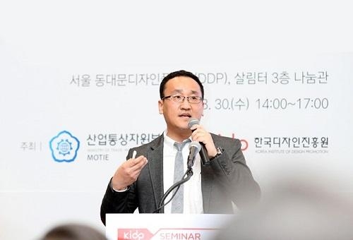 아이디이노랩, AI 기반 정보시스템 UI·UX 전략 분석 나서