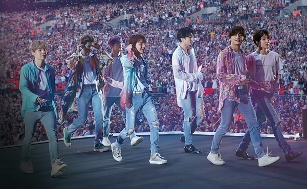 빅히트, 방탄소년단 월드투어 영화 패키지 독점 공개