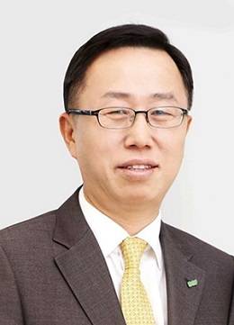 BGF 신임 사장에 이건준 씨… 홍석조 회장 장남 홍정국 부사장 승진