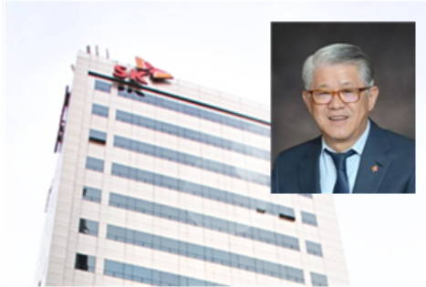 최신원 SK네트웍스 회장, 자금 확보 집중…자사주 대량매입 나서나