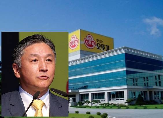 함영준 오뚜기 회장,  장남 함윤식 씨 14년만에 지분 추가 매입