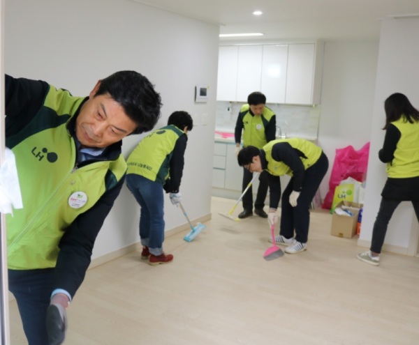 LH, 성남단대 행복주택 입주 앞두고 대청소